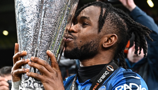أتليتكو مدريد يتجاوز إنتر ميلان في سباق لوكمان